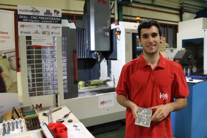 Jon Peña, del IMH, gana el Oro en la prueba de CNC Fresado de las EuskoSkills 2018