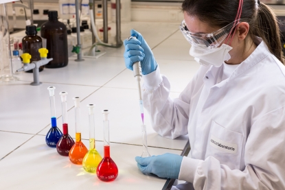 Aenor Laboratorio cumple 10 años con 700.000 análisis en el sector alimentario