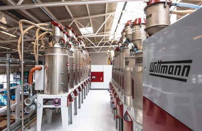 La húngara Warema instala un nuevo sistema de transporte de material Wittmann