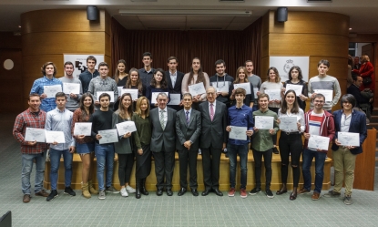 Seis estudiantes de la Escuela de Ingeniería de Bilbao repiten galardón en los Premios Idom