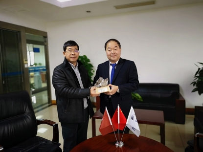 Studer vende la rectificadora cilíndrica S31 número 1.000