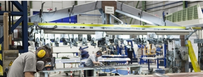 Fase final de montaje de los primeros componentes del proyecto EWIRA para Airbus D&S