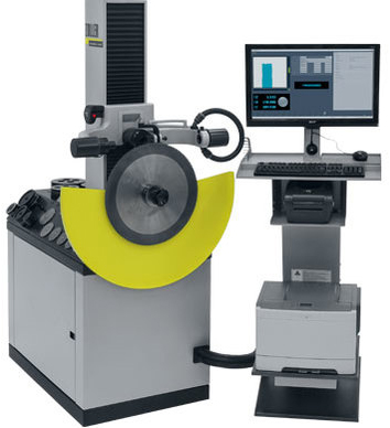 Dispositivo de medición y comprobación para control integral de hojas de sierra de precisión