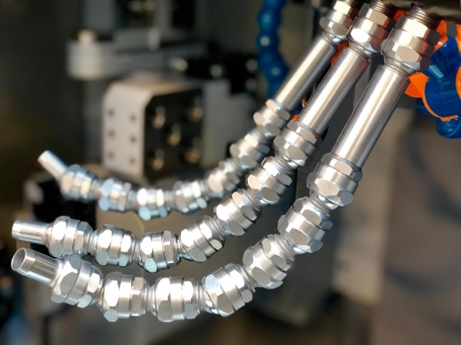 Sistemas articulados para la gestión del refrigerante