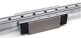 Serie RA de guías lineales de rodillos de NSK