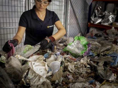 Empresas del sector plástico trabajan para mejorar el reciclado de los envases alimentarios multicapa