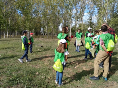 El Voluntariado Verde de Cicloplast organizó una actividad de sensibilización ambiental en Alcalá de Henares