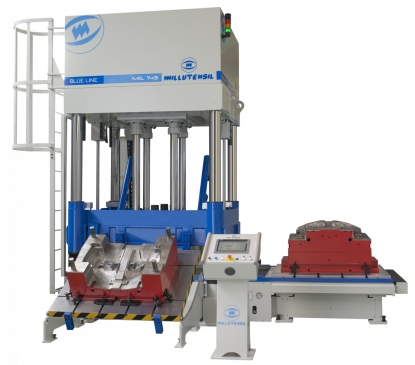 Prensas con un plato de 1.400 x 1.200 mm para ajuste de moldes medianos y grandes