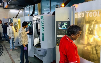 La economía india crece con el afilado de hojas de sierras circulares de Vollmer