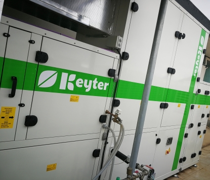 Desarrollan con éxito un sistema que genera aire acondicionado a partir de energía solar térmica