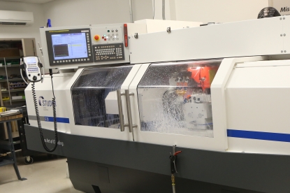 La rectificadora cilíndrica universal CNC Studer S33 impulsa el trabajo de un taller estadounidense