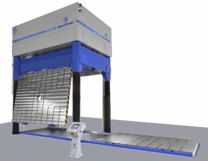 Prensa con un plato de 3.500 x 2.400 mm para ajuste de moldes medianos y grandes