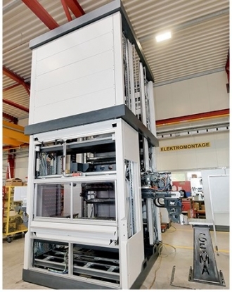 Los centros de mecanizado de SEMA se valen de una solución de automatización con cadena y cables de igus