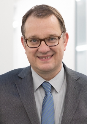 Procesos de fabricación más seguros y eficientes gracias a los lubricantes rhenus