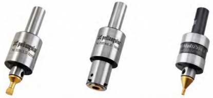 Dispositivo de movimiento giratorio adecuado para el mecanizado de agujeros ciegos o pasantes