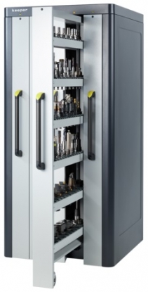 Armario para un almacenamiento claro de las herramientas completas