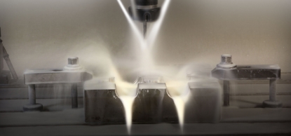 Lubricante refrigerante que domina holgadamente operaciones de mecanizado y rectificado generales