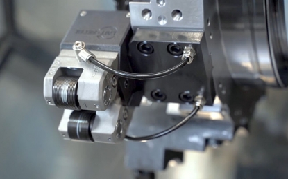 CMZ impulsa las aplicaciones de tornos CNC para el roscado por laminación