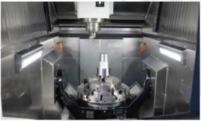 Centro de mecanizado vertical de 5 ejes tipo pórtico para mecanizado funcional con fresado-torneado