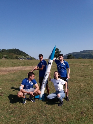 La asociación Cosmic Research y el equipo BiSKY Team de la Escuela de Ingeniería de Bilbao unen esfuerzos en el desarrollo del cohete suborbital Bondar