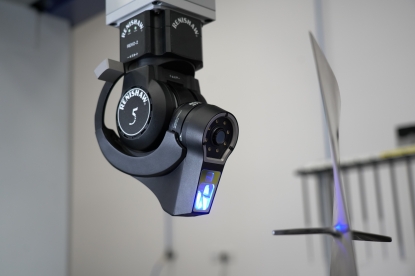 Sonda de Renishaw para medición sin contacto mediante luz estructurada para sistema multi-sensor