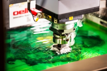 Dieléctrico de alto rendimiento para electroerosión por inmersión IonoPlus IME-MH de oelheld