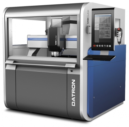Fresadora HSC de alto rendimiento versátil y extremadamente eficiente Datron M8 Cube