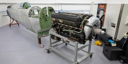 Un restaurador de aviones antiguos impulsa su negocio al invertir en una máquina de Mazak