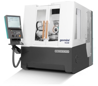 Máquina para la producción de rodillos de roscar en una sujeción