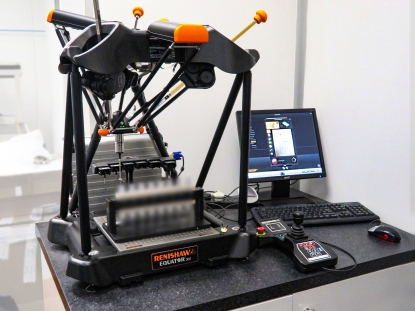 Apex invierte con éxito en tecnología de MMC y calibre flexible de 5 ejes de Renishaw