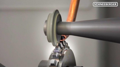 Afiladora/rectificadora universal de 5 ejes para la producción de cortadores para engranajes