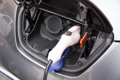 El Real Decreto sobre el final de la vida útil de los vehículos incorpora la certificación de personas