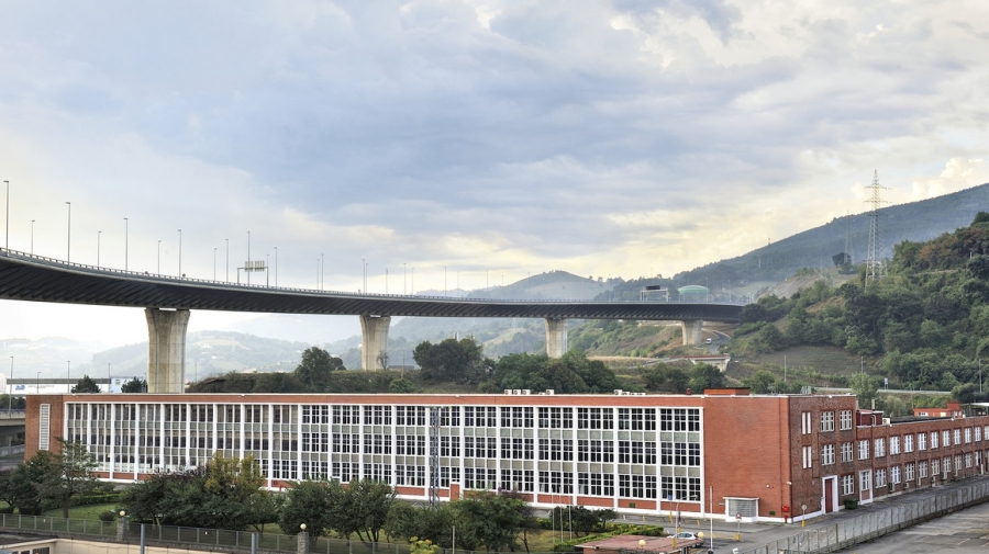 La fábrica de Alstom en Trápaga instala paneles solares