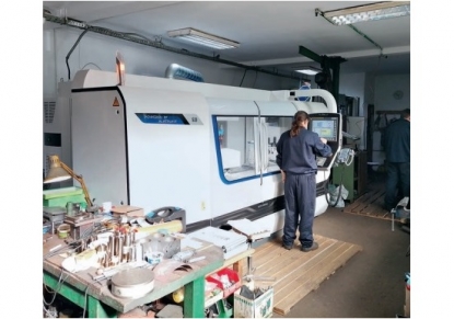 Alatplast aumenta exponencialmente su rendimiento con la rectificadora cilíndrica universal CNC S33 de Studer