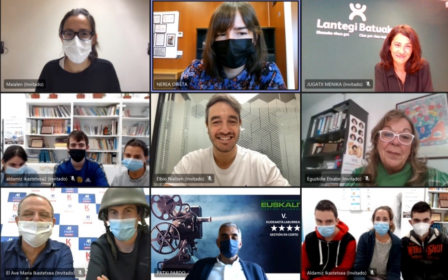 El centro educativo Ave María Ikastetxea de Bilbao, con su obra “¿Es el coronavirus? Que se ponga...” ganador de la 5. edición de Gestión en corto de EUSKALIT 