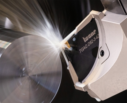 Sistema de tronzado para adaptadores cuadrados con dos agujeros para una refrigeración eficaz