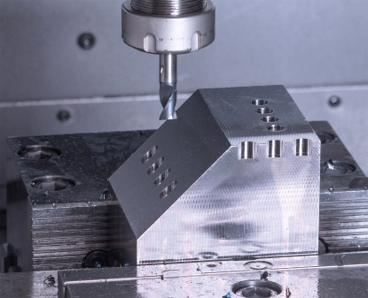 Cabezas para taladrado con fondo plano con nuevas geometrías y más capacidades