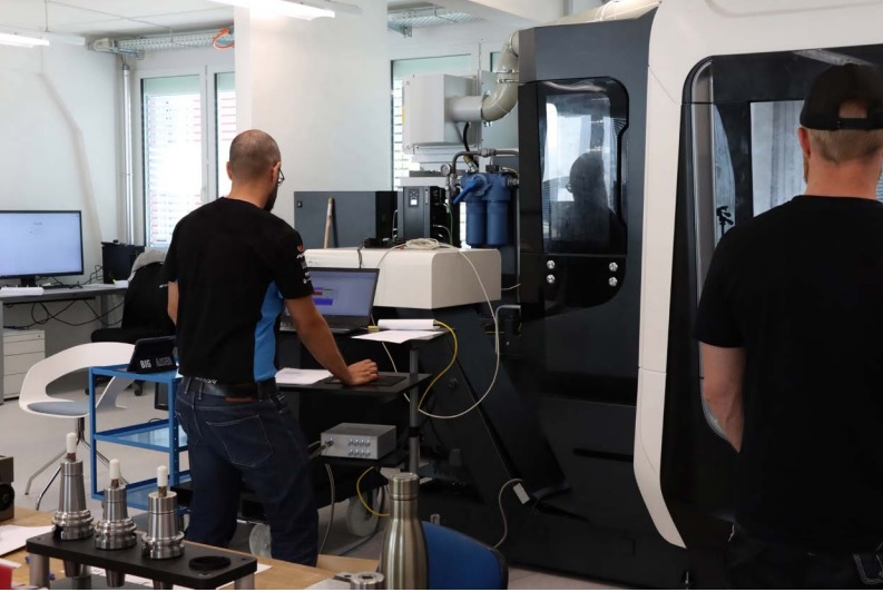 Control fiable de los procesos de mandrinado y fresado