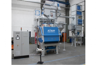 Una granalladora de cinta tambor de Rösler limpia los muelles en Baumann Springs