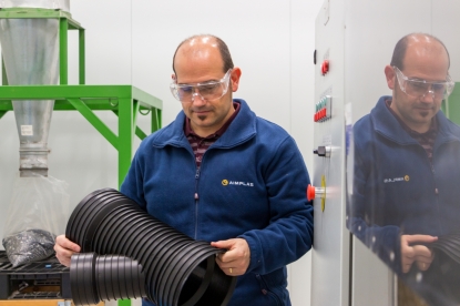 Un proyecto coordinado por Aimplas recupera parachoques y depósitos de vehículos fuera de uso