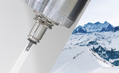 Sistema portaherramientas con refrigeración periférica para aplicaciones exigentes