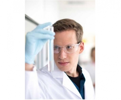 Aceite para embutición de discos para llantas de automóvil de acero y aluminio