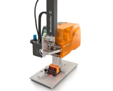 Centro de procesamiento para el etiquetado automatizado de componentes