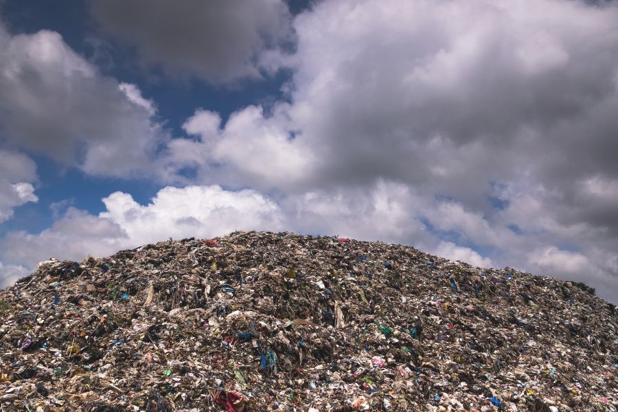Primeros acreditados por ENAC en control de gases y en inspecciones de vertederos, según lo establecido en el RD 646/2020 