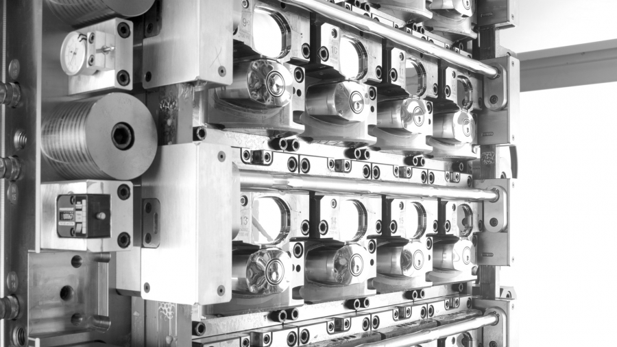 La evolución de los moldes en la industria: del rígido al flexible