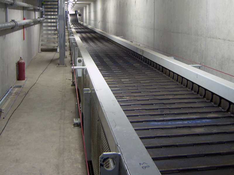 Transportador de chatarra metálica