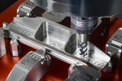 Fraunhofer IPT reduce la deformación de las piezas durante el fresado