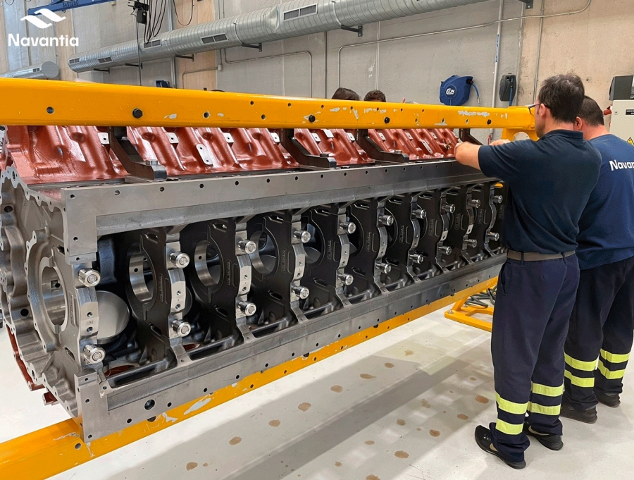 La fábrica de Motores de Navantia monta su primer motor para las fragatas F110