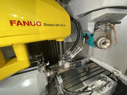 Rectificadora-afiladora de herramientas CNC de 5 ejes con robot con doble pinza