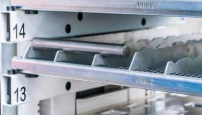 Solución exclusiva para cargar y descargar ejes en tornos CNC